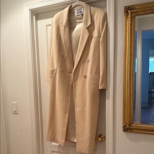 Women's Vintage 100% Cashmere Cream Double-Breasted Coat - pristine condition